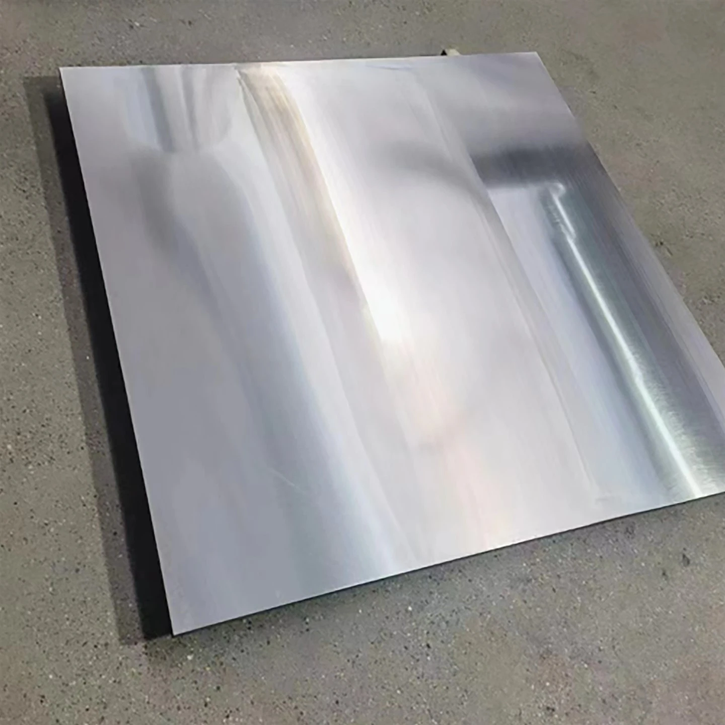 Tấm hợp chất Titan
